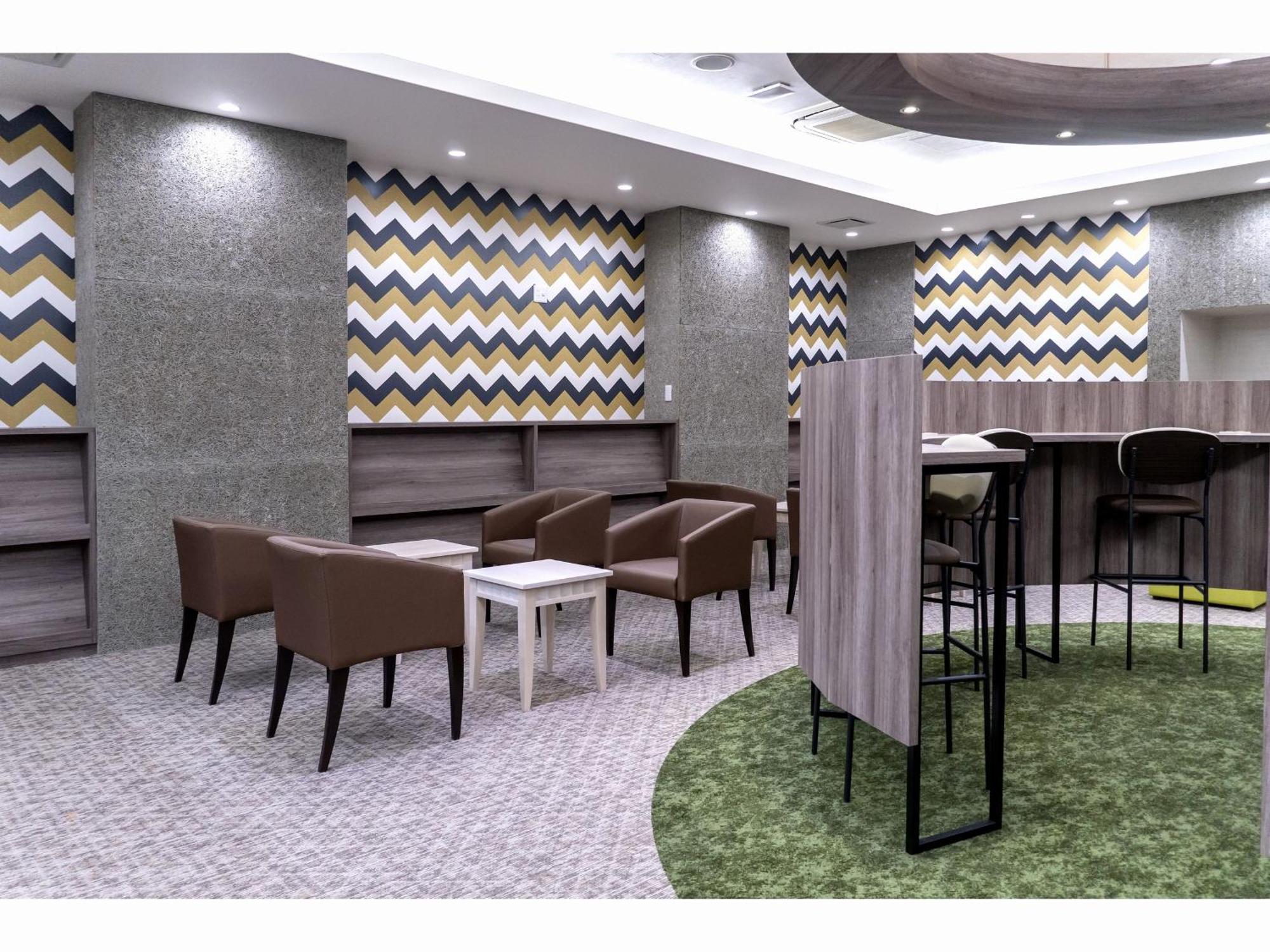 Capsule J Garden Shin-osaka Kapselhotel 2*